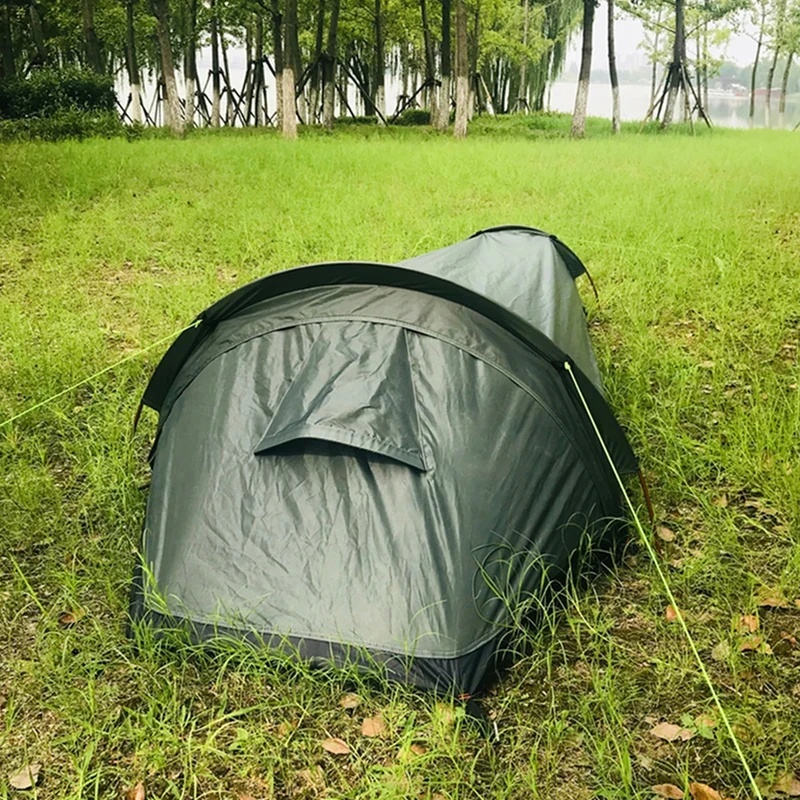 Single-person camping tent Ult - Emergency Mylar Tent review and price